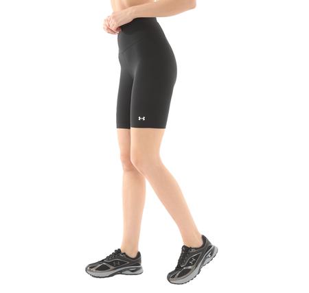 Under Armour Motion Bike Short Emea Kadın Şort Ve Kapri Siyah