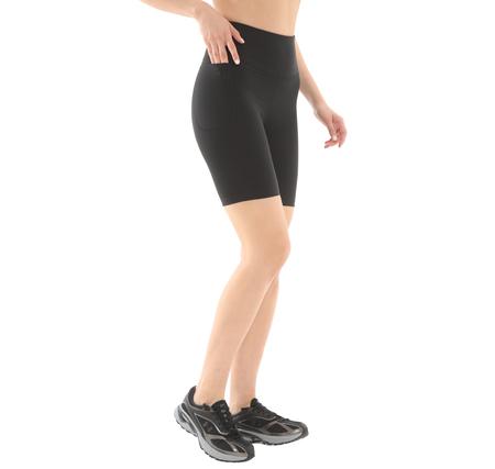 Under Armour Motion Bike Short Emea Kadın Şort Ve Kapri Siyah