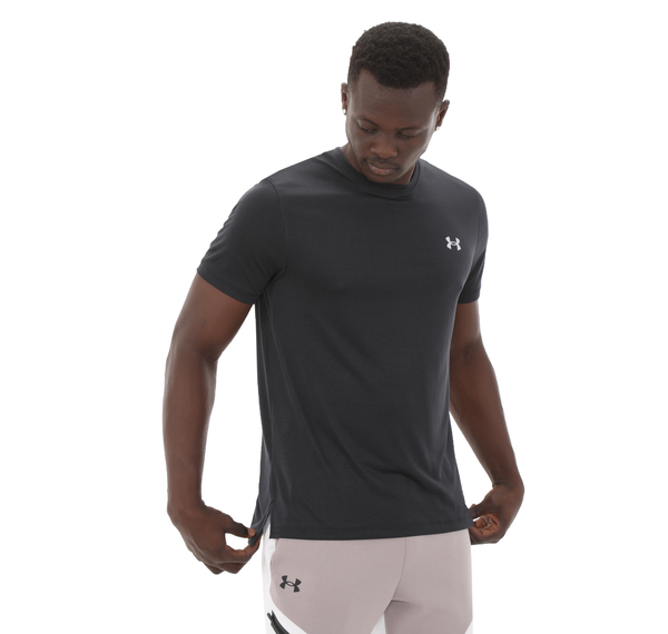 Under Armour Ua Launch Shortsleeve Erkek T-Shirt Siyah Under Armour Ua Launch Shortsleeve Erkek T-Shirt Siyah