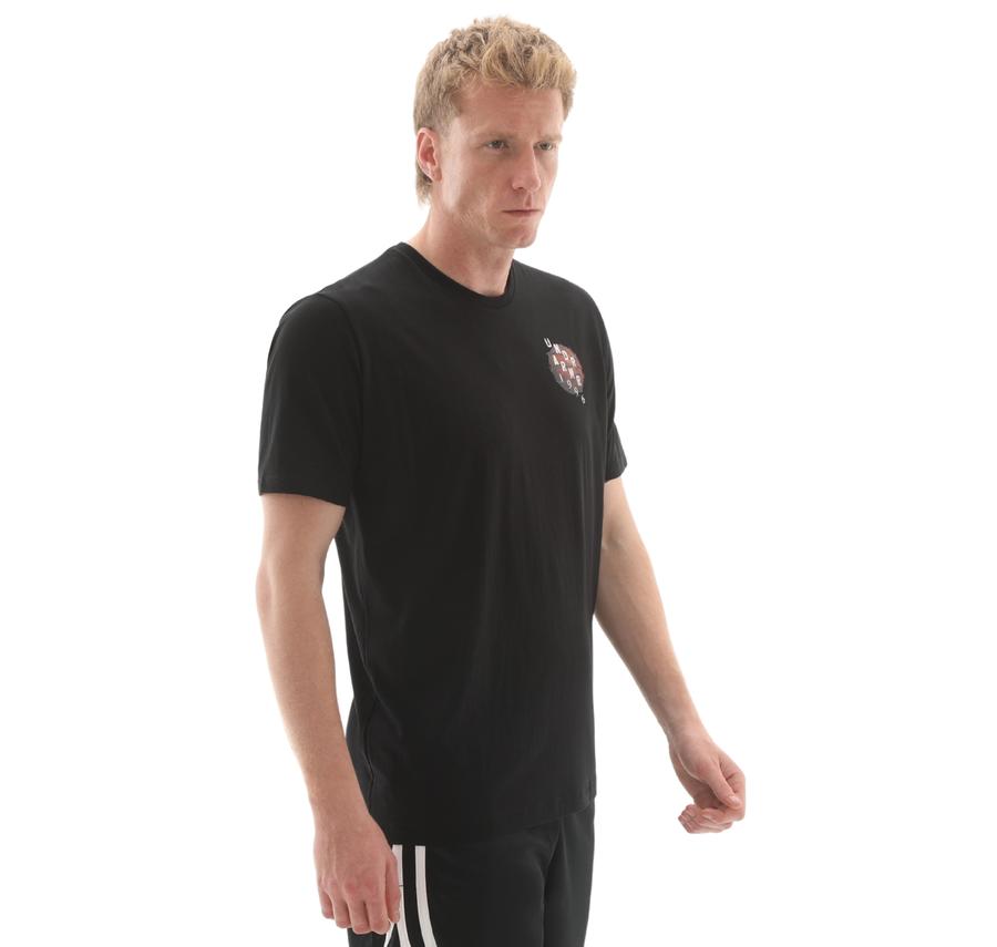 Under Armour Ua M 60-40S Cıty Classıc Ss Erkek T-Shirt Siyah Under Armour Ua M 60-40S Cıty Classıc Ss Erkek T-Shirt Siyah