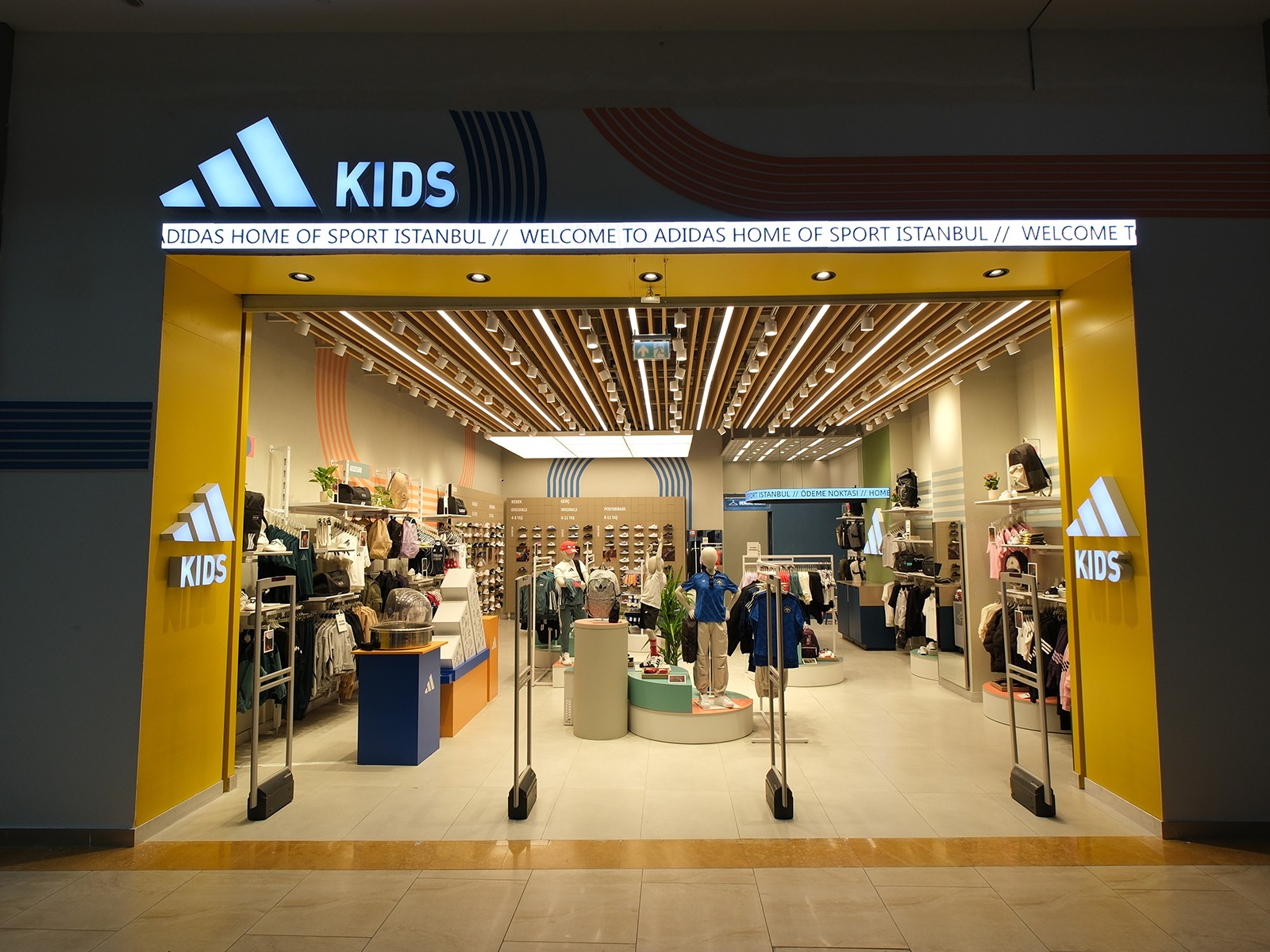 MOİ adidas Kids MOİ adidas Kids